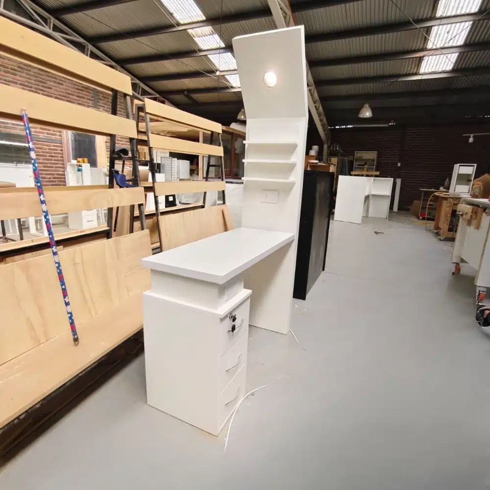 mesa para manicure 1